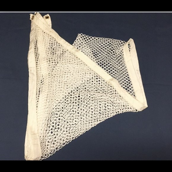 Mesh Toy Hammock/Net for Wall Corner - Picture 5 of 6